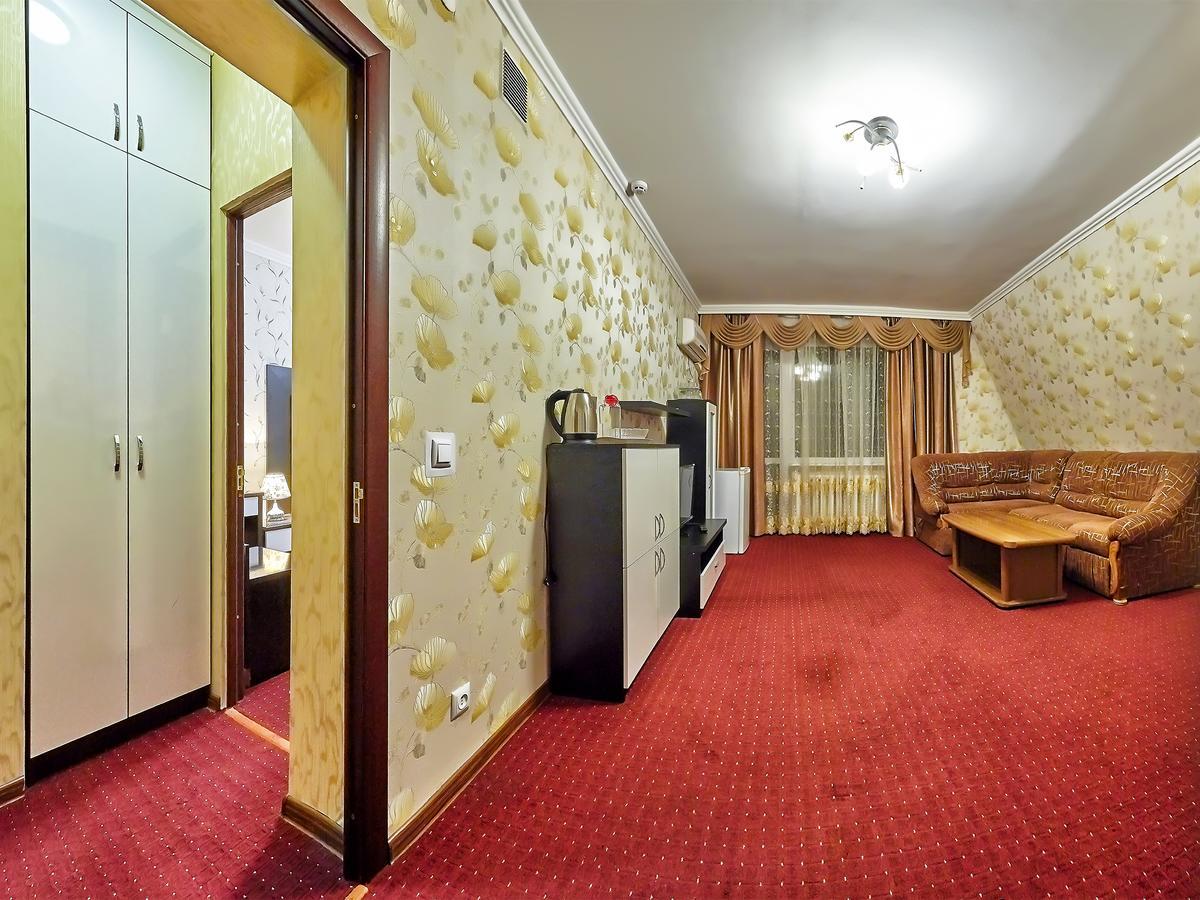 Sanatorium Elite Dnipro Hotel Truskavets Luaran gambar
